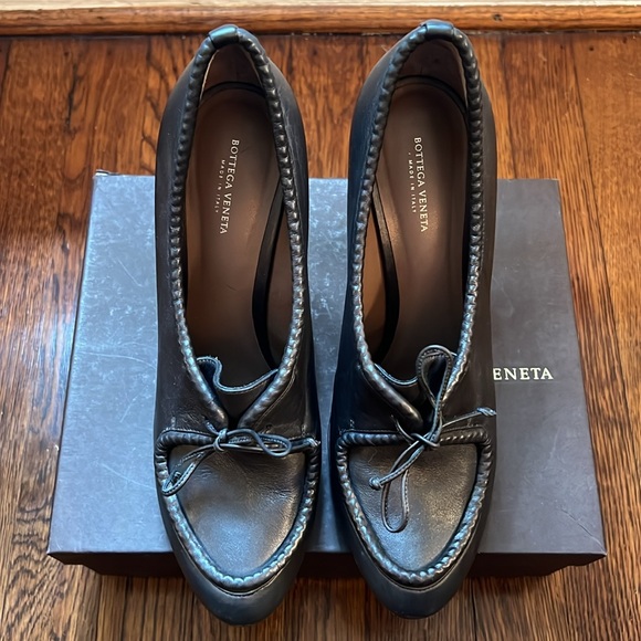 Bottega Veneta Leather Pumps - Picture 3 of 9